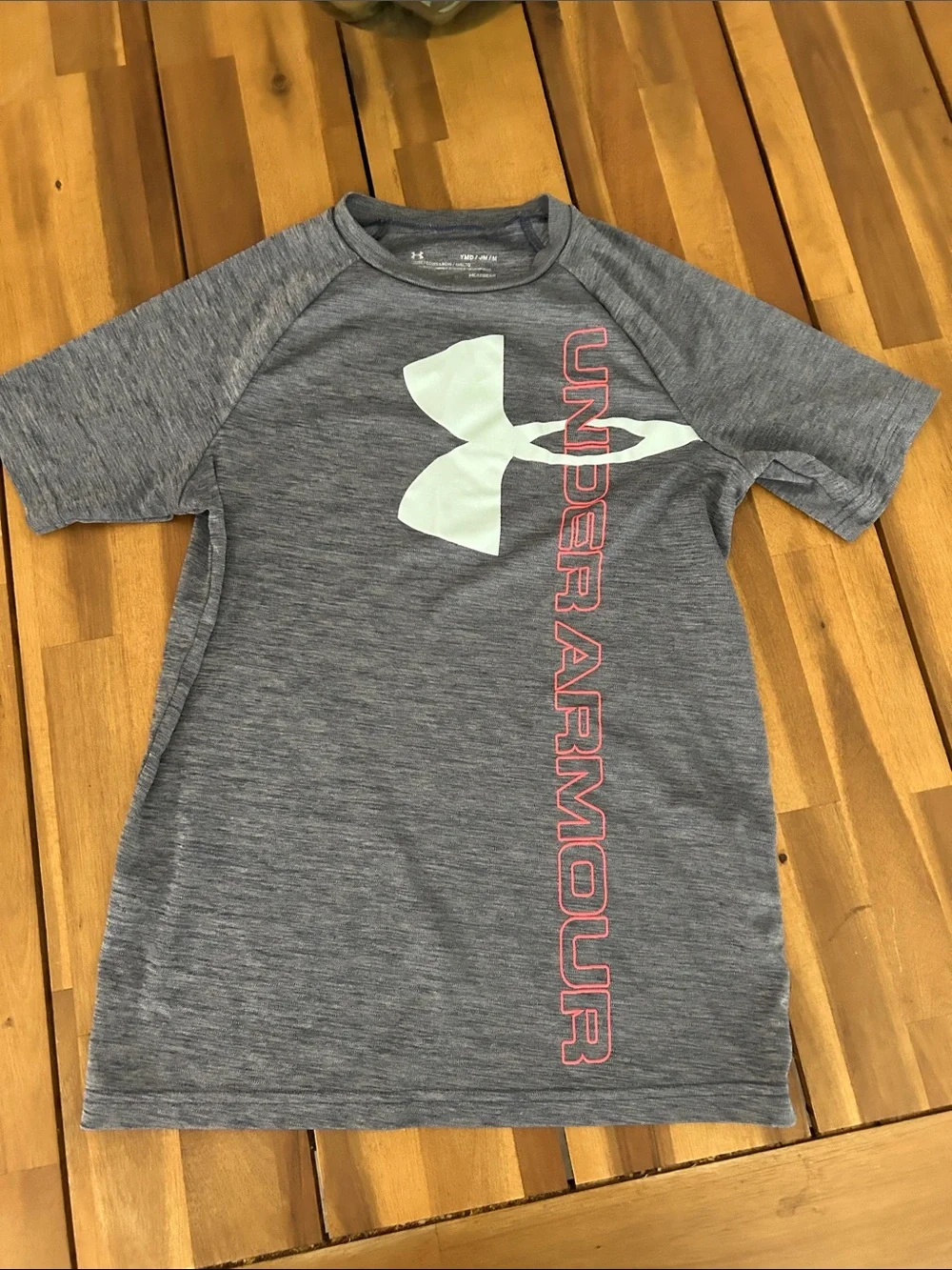 Under Armour Kids Short Sleeve Tees in Red, Blue, Gray